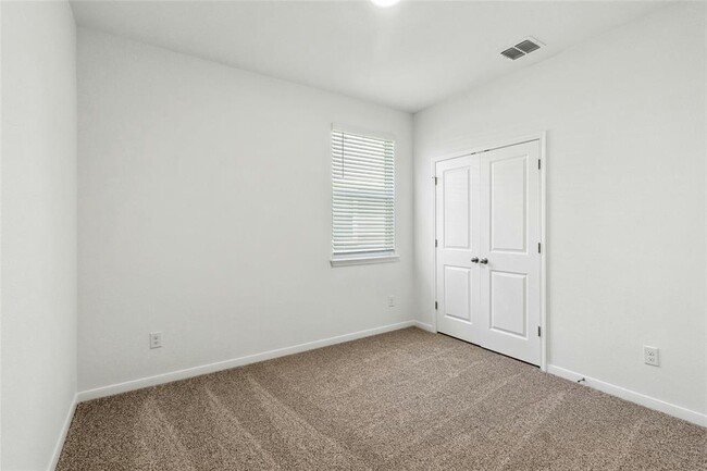 Building Photo - 475 Brooks Ranch Dr