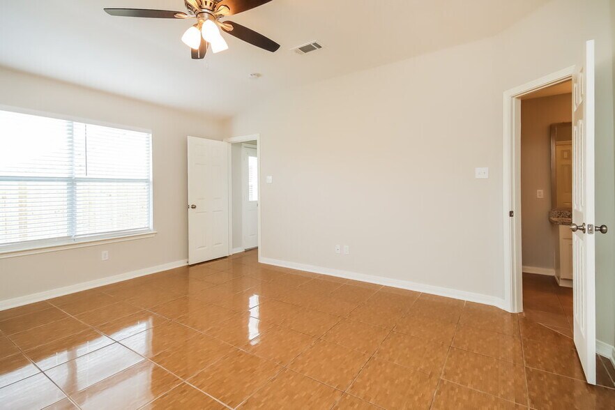 Building Photo - 13003 Sandhill Park Ln
