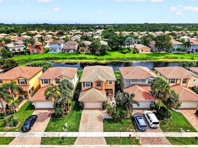 Building Photo - 5018 Starblaze Dr