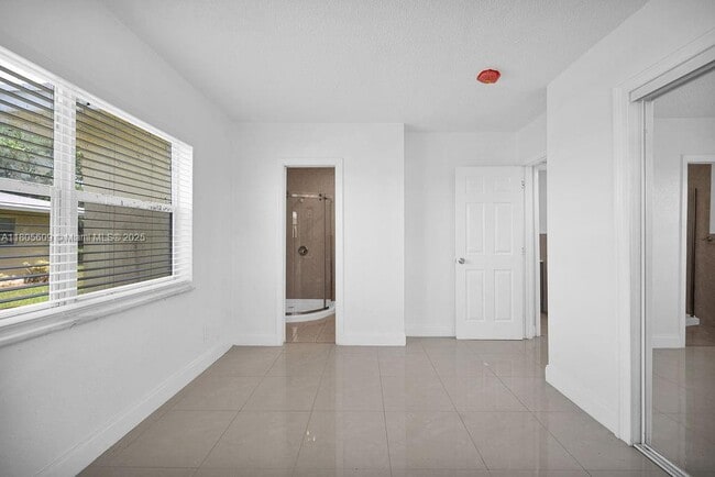 Building Photo - 6897 SW 7th St