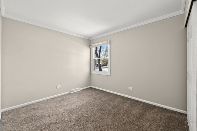 Building Photo - 659 Alida Dr