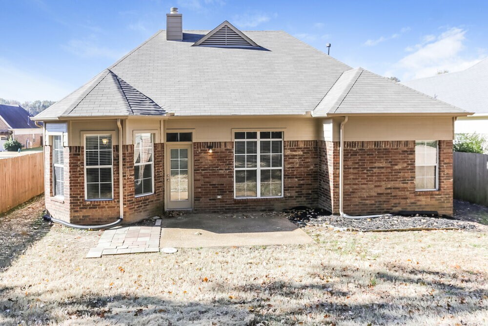 Building Photo - 4662 Tulip Creek Dr