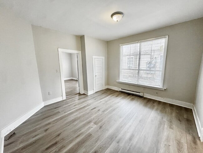 Building Photo - 3592 Vivia Ave