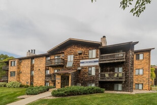 Building Photo - Oxbow Estates