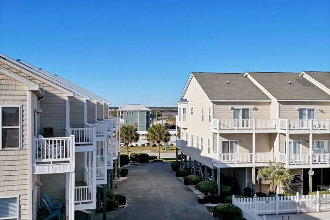 Building Photo - 306 Sea Star Cir