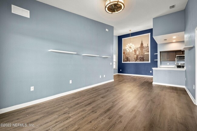 Building Photo - 4932 Key Lime Dr