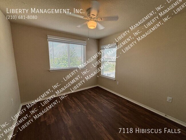 Building Photo - 7118 Hibiscus Falls
