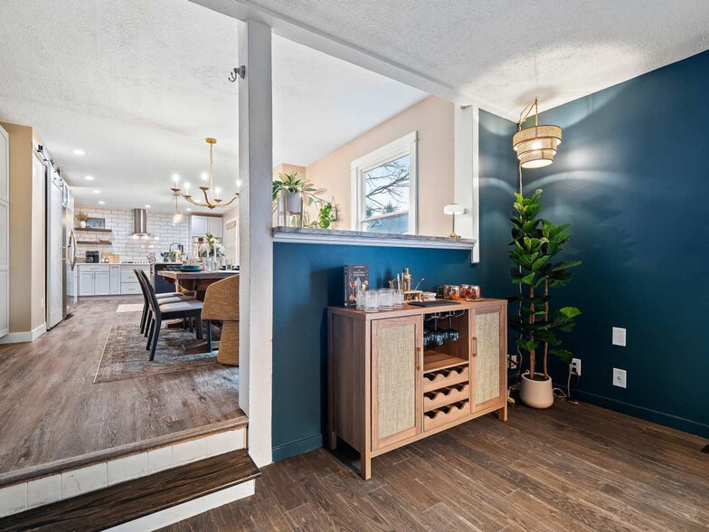 Building Photo - 32071 Lake Rd