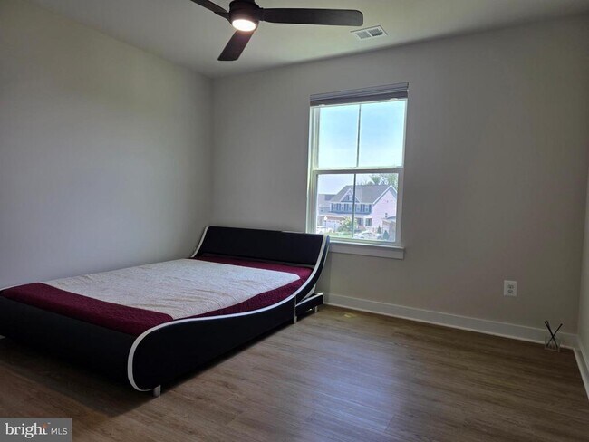 Building Photo - 7550 Mint Springs Ct