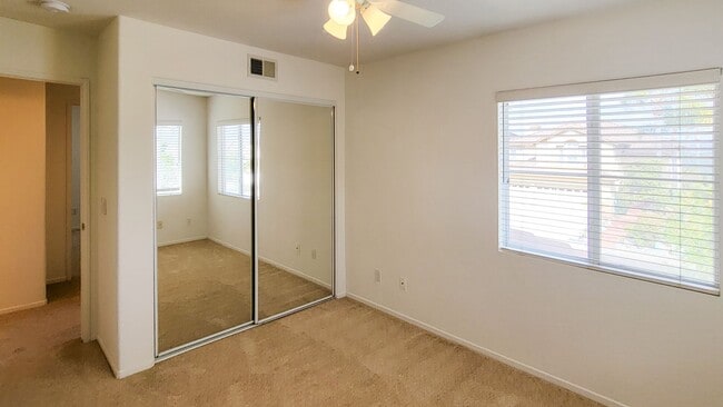 Building Photo - 12138 Wooded Vista Ln