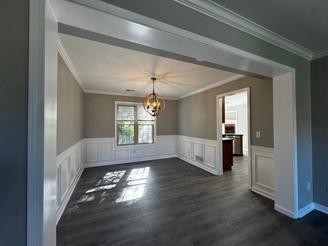 Building Photo - 2224 Wilmington Ln