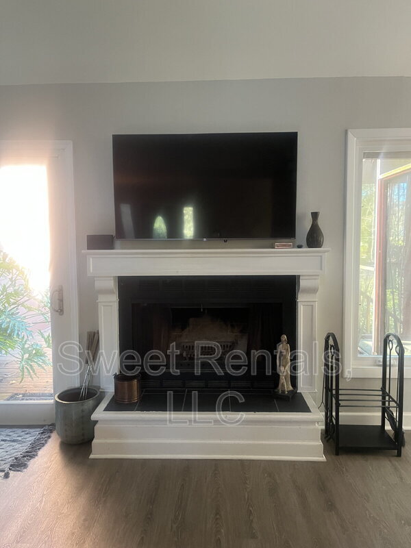 Building Photo - 47 Arabian Dr