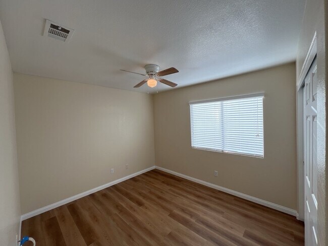Building Photo - Encounter the ultimate luxury living experience with this 4-bedroom, 2197 sq ft house