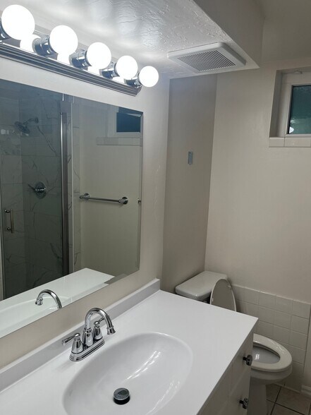 Building Photo - 279 Peachtree Dr