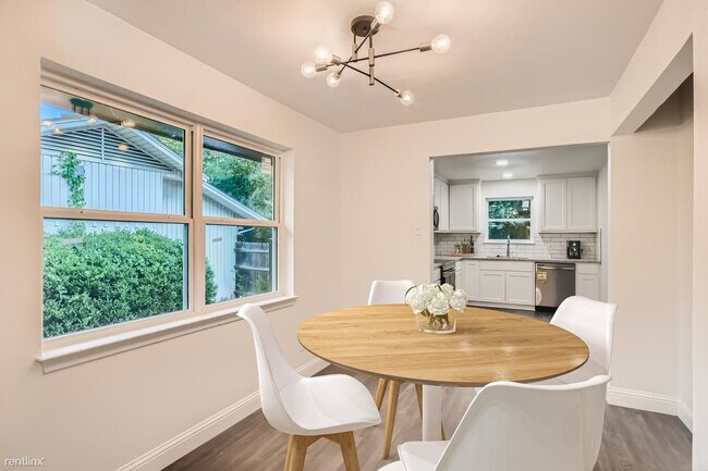 Building Photo - 4 br, 2 bath House - 11251 Mccree Road Sty...