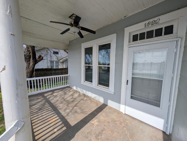 Building Photo - 1522 Buncombe Rd