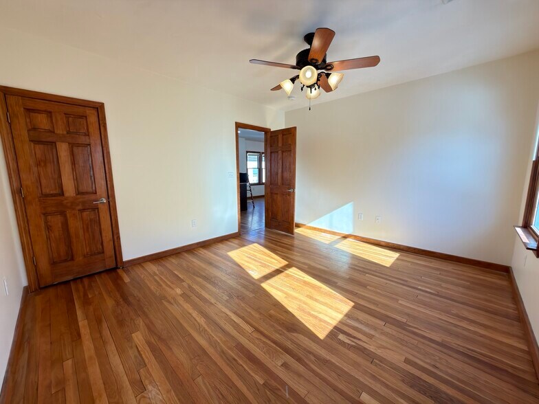 Building Photo - 36 Chipman St