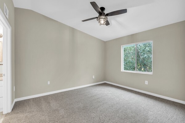Building Photo - 1549 Sandpiper St