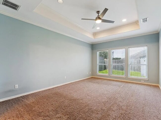 Building Photo - Beautiful 4BR / 3.5BA Home with Garage, Patio & Premium Features