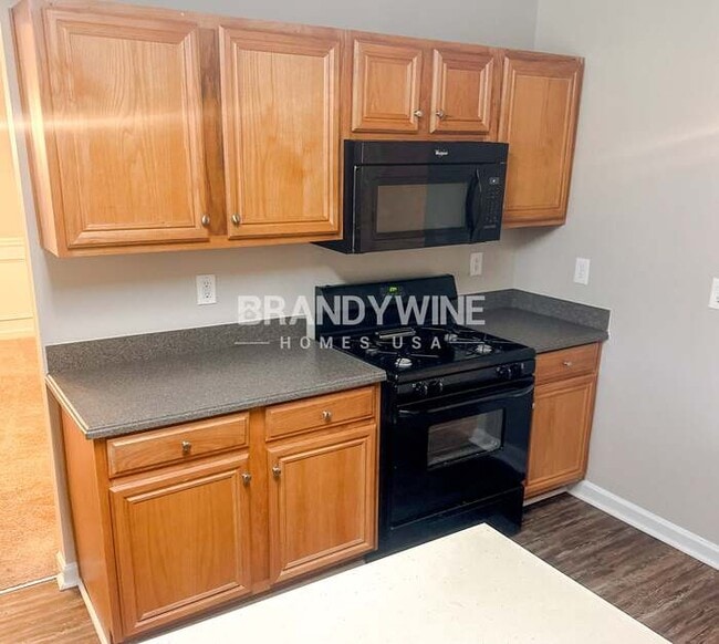 Building Photo - 6522 Dekeon Dr