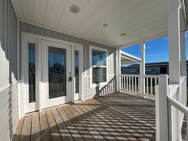 Building Photo - 271 Sable Dr