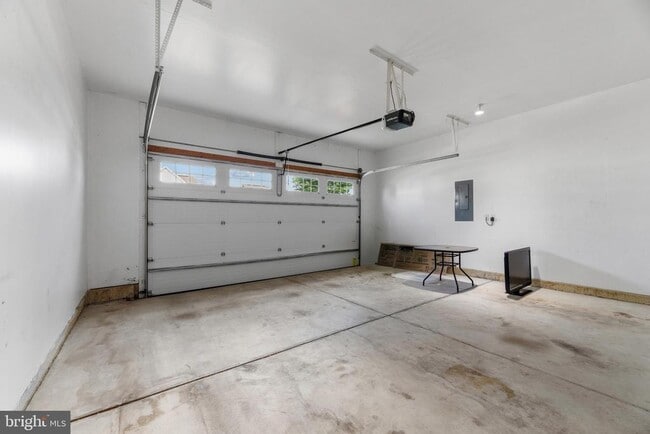 Building Photo - 906 Moorings Cir