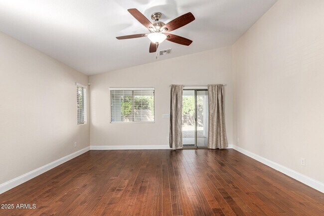 Building Photo - 1444 E Baker Dr