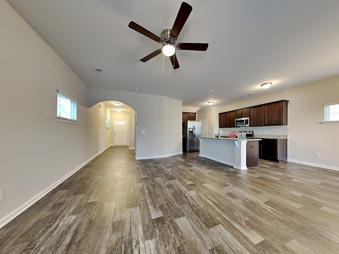 Building Photo - 428 Hawkeye Ct