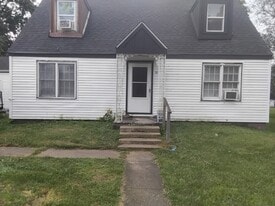 Building Photo - 1107 N Central Ave