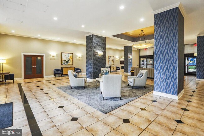 Building Photo - 5500 Holmes Run Pkwy