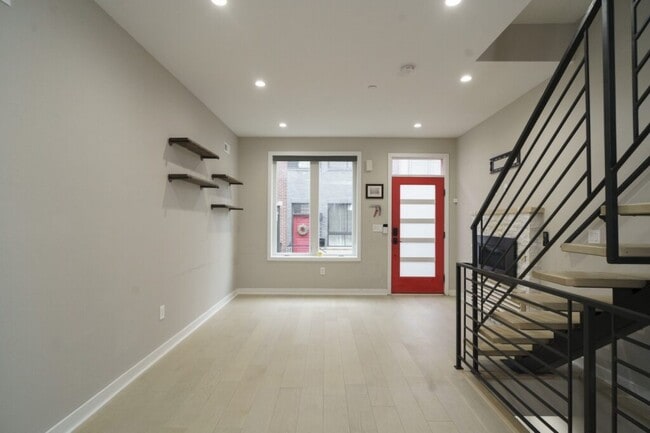 Living Room/ Dining Room - 1449 N Myrtlewood St