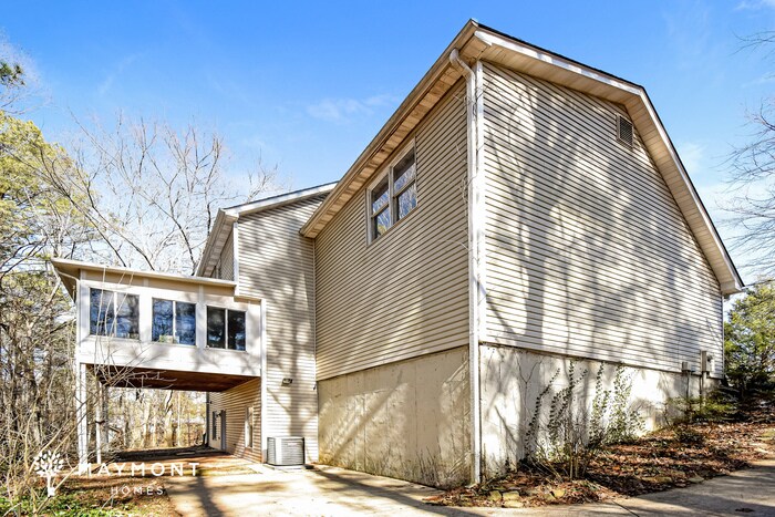 Building Photo - 2261 Sunbrook Trail