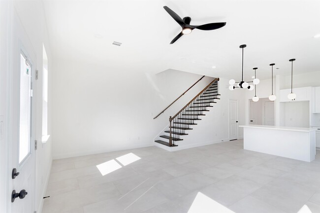 Building Photo - 4008 Bennington St