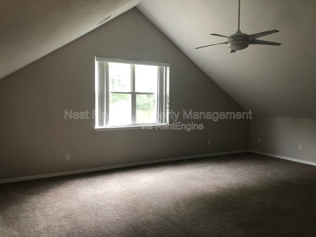 Building Photo - 12857 Chets Creek Dr N