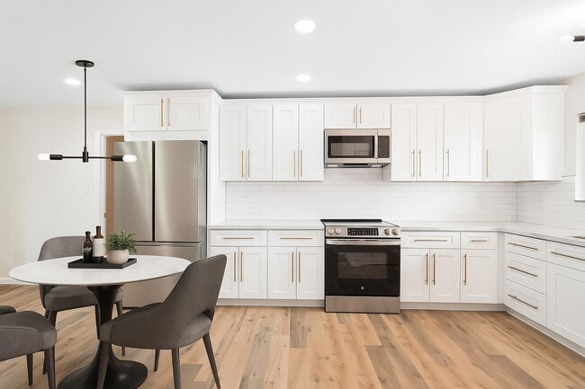 Building Photo - 3329 Siringo Rd