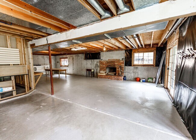 Building Photo - 70 Beckwith Dr