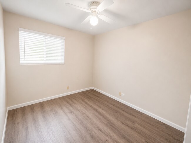 Building Photo - Fortney 4 plex