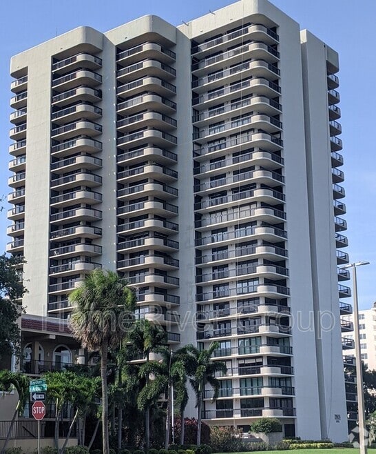 Building Photo - 2413 Bayshore Blvd