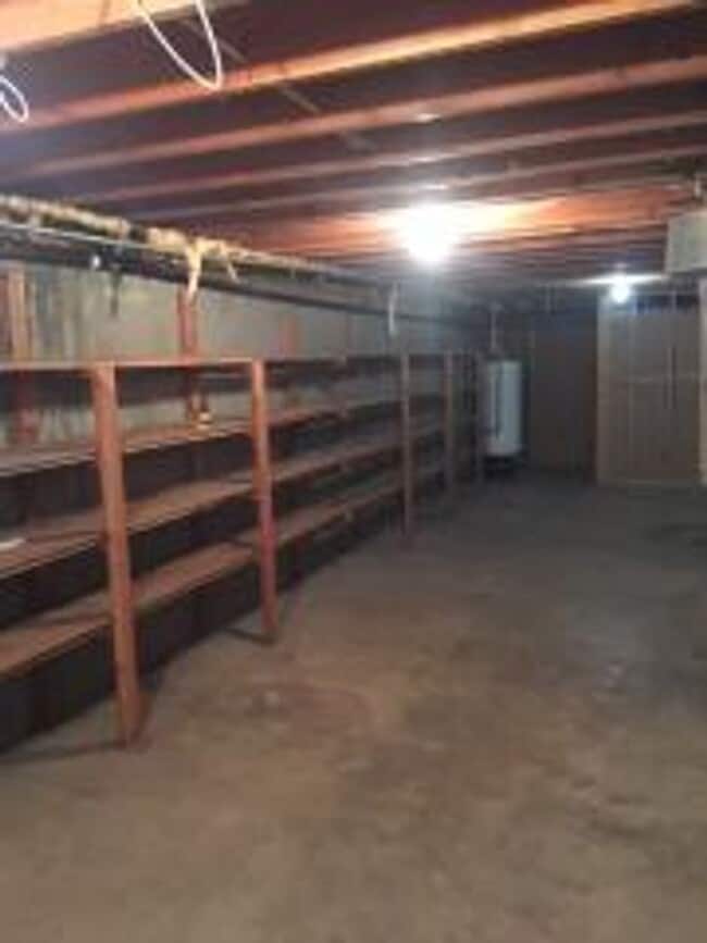 Building Photo - SINGLE FAMILY HOME HORSE PROPERTY ON PRAIRIE AVENUE (APP#106)