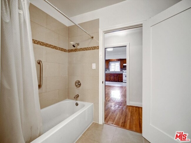 Building Photo - 243 N Berendo St