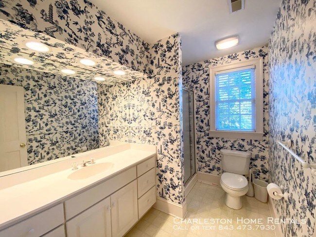 Building Photo - 344 Coinbow Dr