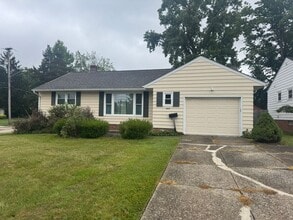 Building Photo - Charming 3-Bed Ranch in Parma FOR RENT!