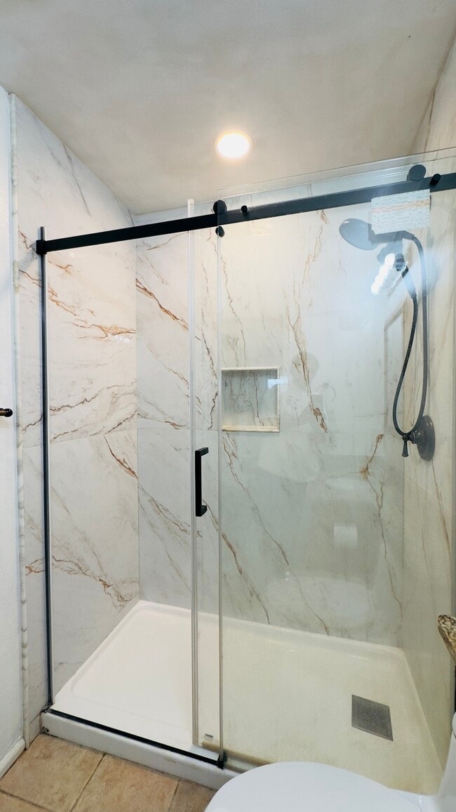 Building Photo - 7414 S Memphis St