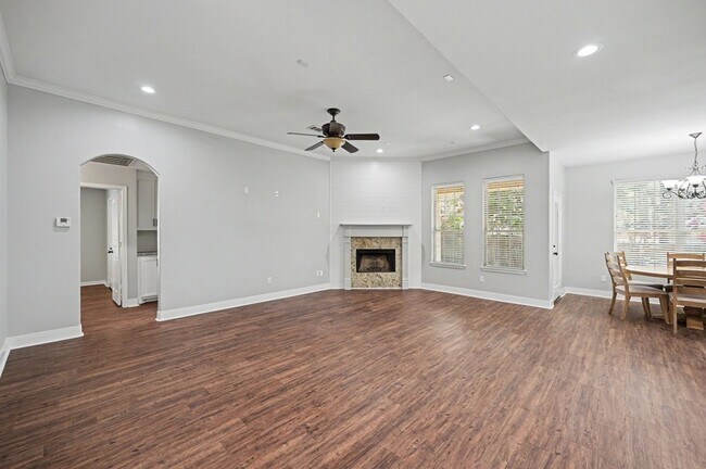 Building Photo - 13314 Enchanted Way