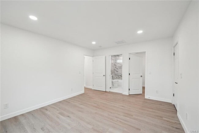 Building Photo - 4664 Sierra St