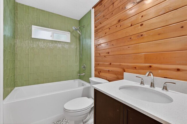 Building Photo - 12 Dawson Dr