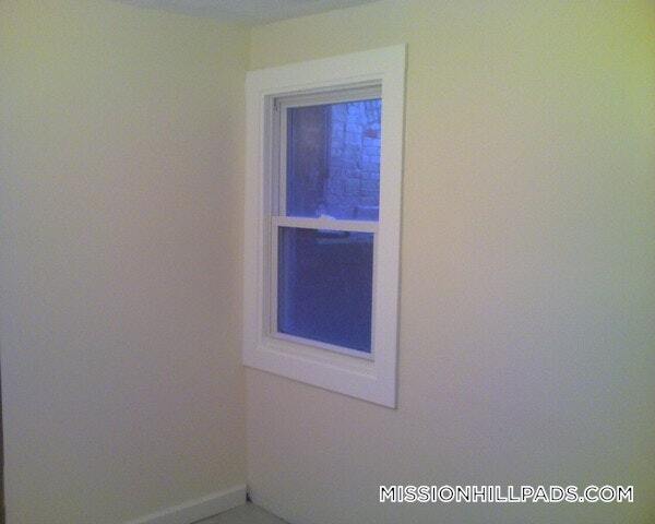 Building Photo - 51 S Huntington Ave