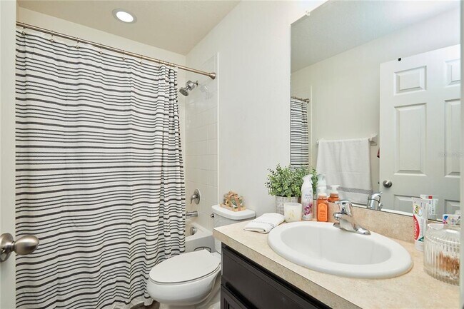 Building Photo - 7024 White Treetop Pl