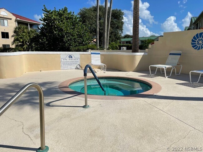 Building Photo - 403 Bouchelle Dr