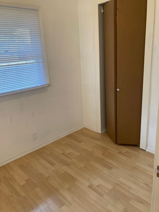 Building Photo - CHARMING 3 BEDROOM IN SEATTLE
